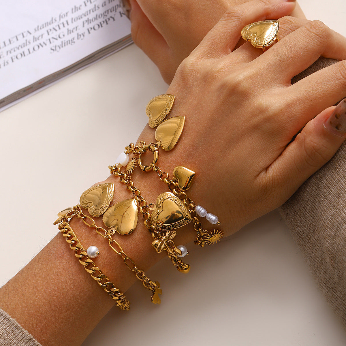 Love Pearl Bow Bracelet